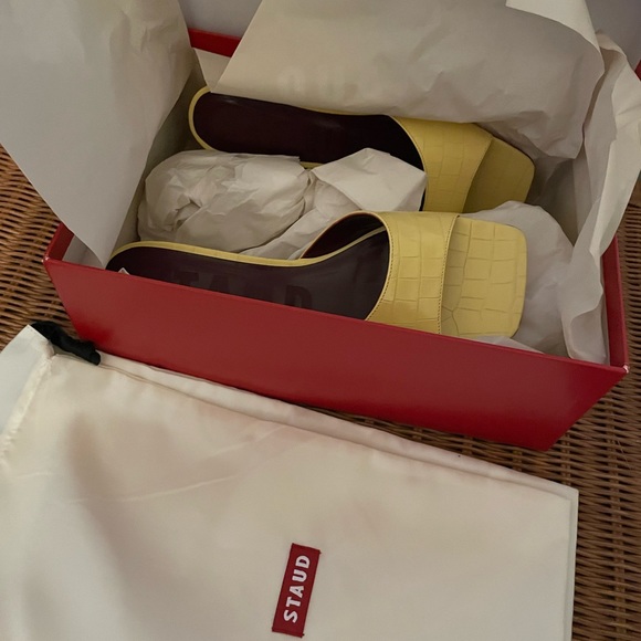 NWT - NEVER WORN - STAUD Simone Sandal - Size 38 (US 8) - Wallflower Faux Croc - Picture 6 of 7